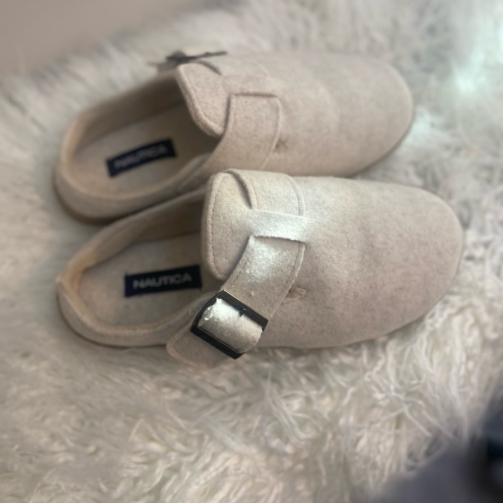 Nautica Beige Slip-On Slippers